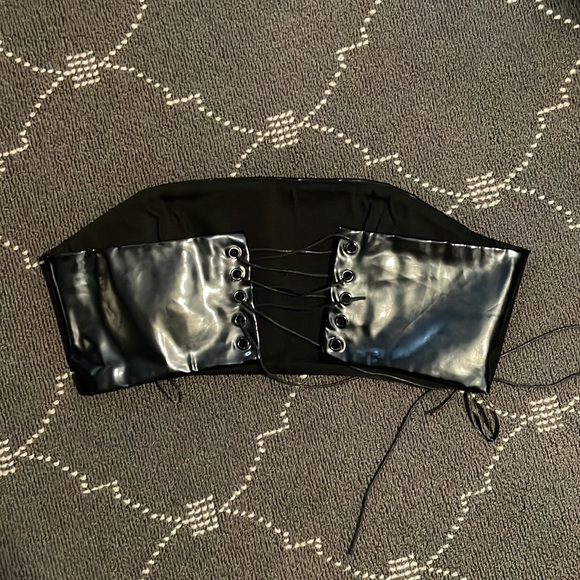 Danielle Guizio black pleather crop top - Picture 5 of 5